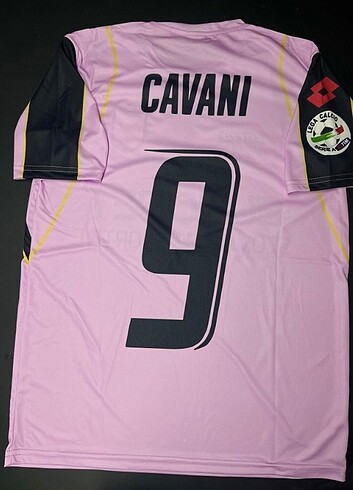 Cavani Palermo retro forma 