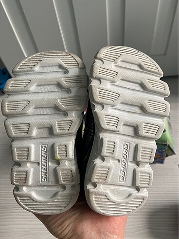 21 Beden Skechers çocuk