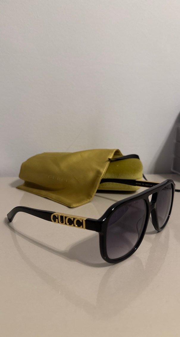 Siyah Minimalist Kadın Güneş Gözlüğü - Görsel 2