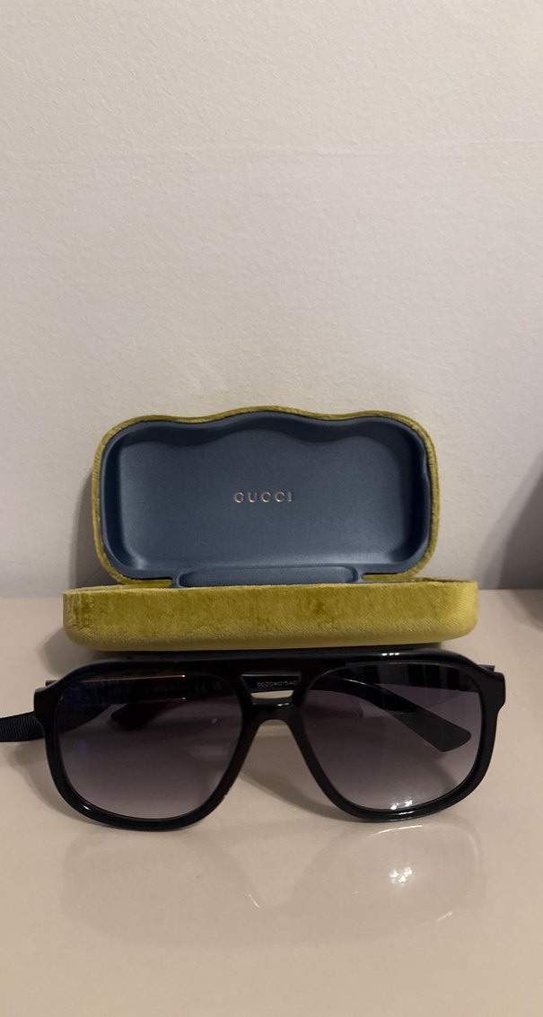 Siyah Minimalist Kadın Güneş Gözlüğü - Görsel 3