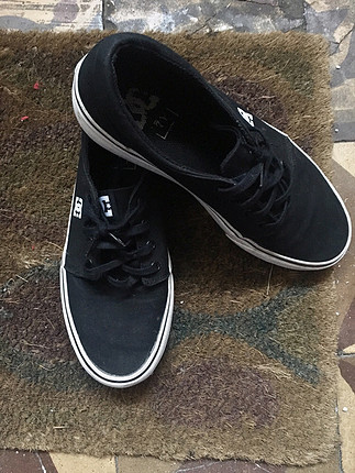 DC sneaker
