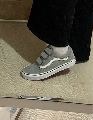 39 Beden Cırt cırtlı Vans Ayakkabı