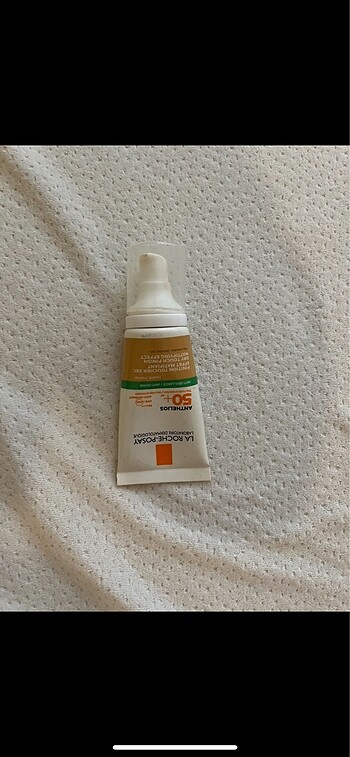 Beden La roche posay anthelios xl spf 50 renkli güneş kremi