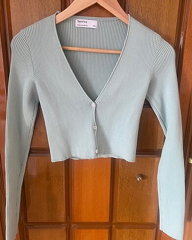 m Beden #BERSHKA#MARKA KADIN CROP HIRKA(YENİ)