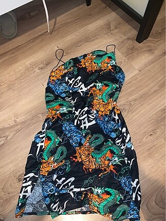 bershka elbise