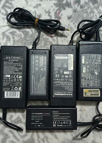 5 ADET ÇALIŞIR DURUMDA ADAPTÖR 19 VOLT HEPSİ - Görsel 2