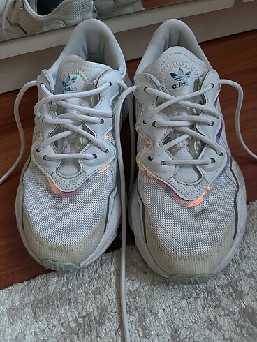 36,5 Beden beyaz Renk Adidas Ozweego Spor Ayakkabı