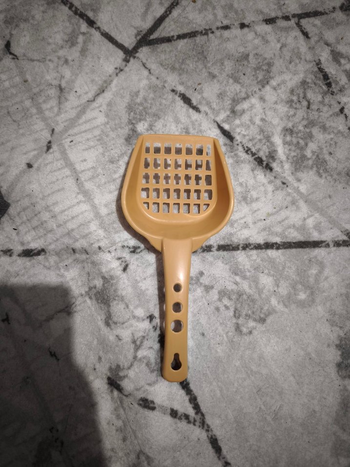 Plastik Kedi Kumu Küreği - Görsel 3