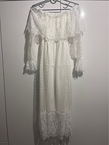 Bride dış çekim beyaz elbise