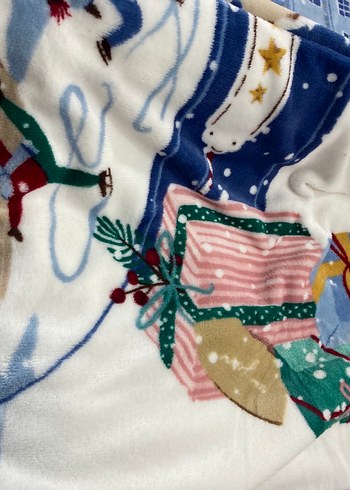 Madame Coco Yılbaşı Temalı Yumoş Yumoş Battaniye Etiketli - Görsel 2