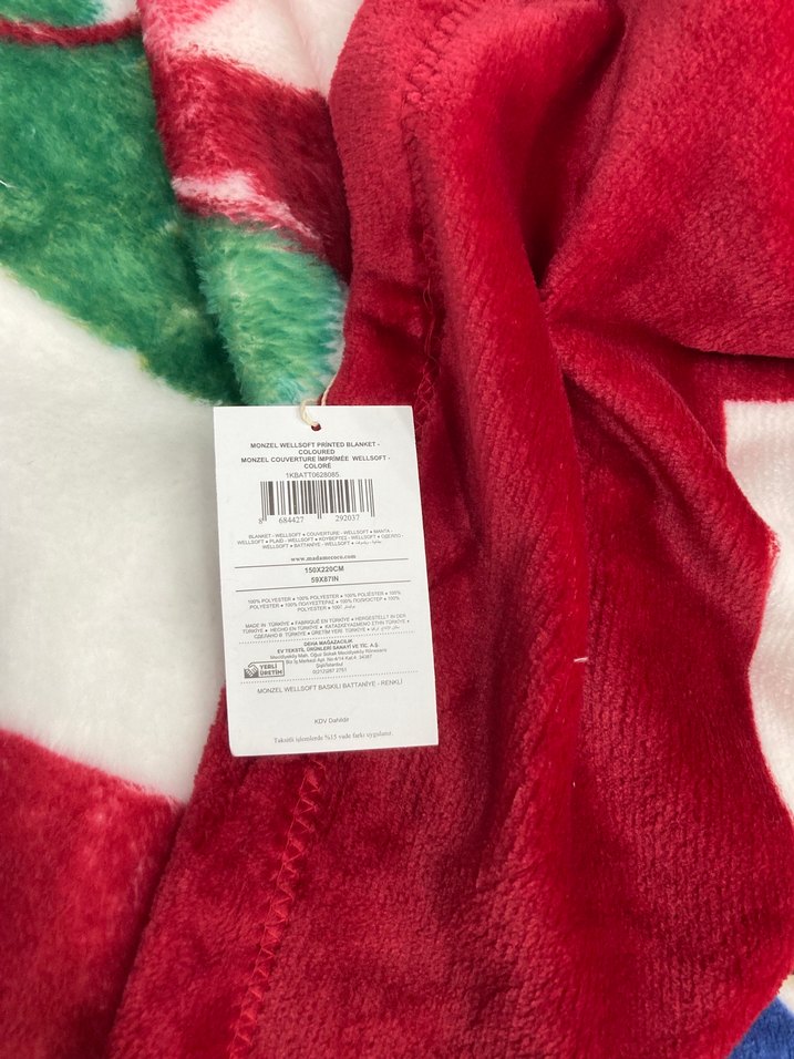 Madame Coco Yılbaşı Temalı Yumoş Yumoş Battaniye Etiketli - Görsel 4