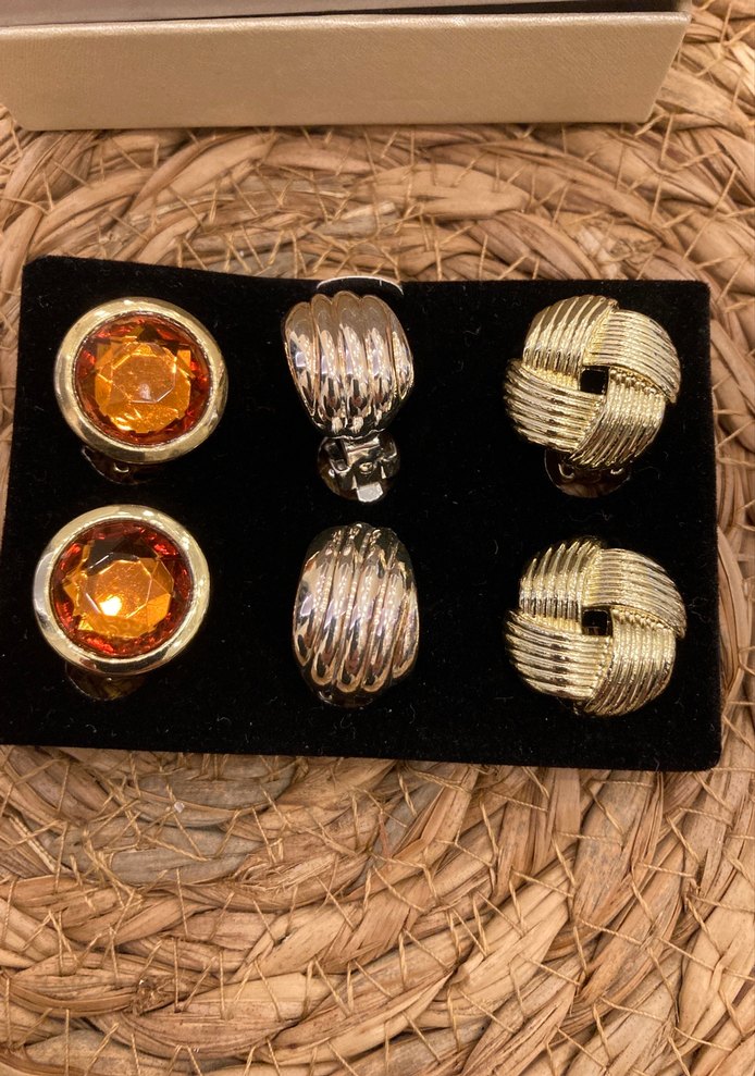 Kadın Vintage Altın Renk Klipsli Küpe Sıfır - Görsel 2