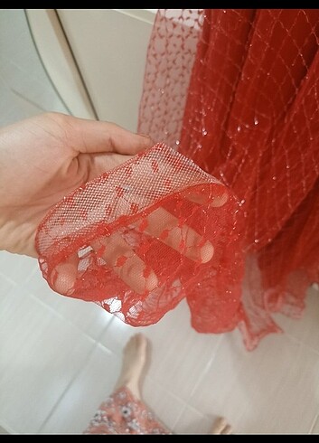 l Beden kırmızı Renk Abiye 