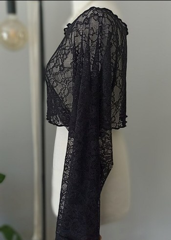 Zara Dantel Detaylı Siyah Bluz