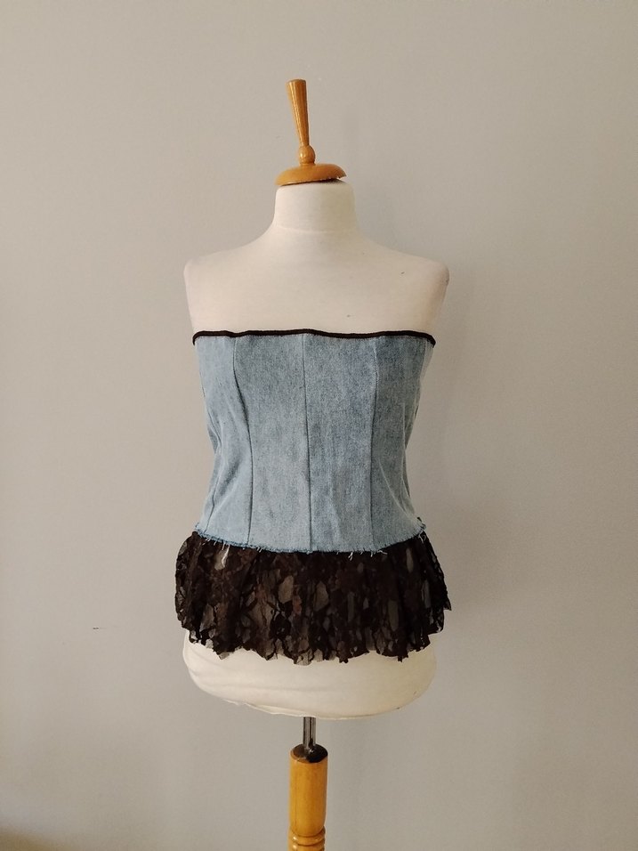 Dantel Detaylı denim pelerinli korse - Görsel 4