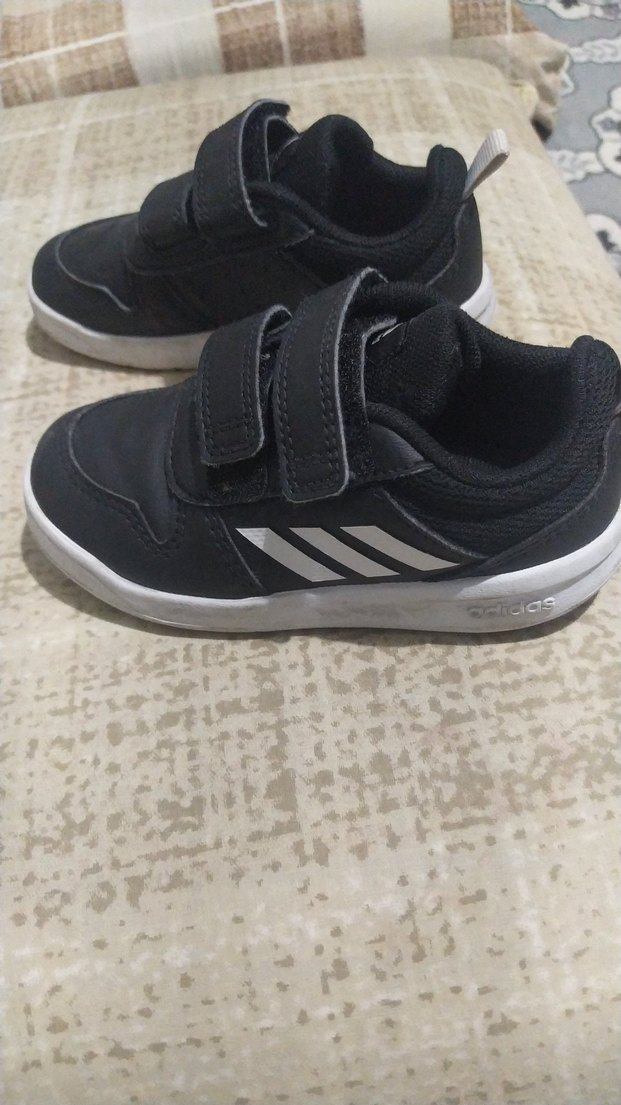 Erkek Çocuk Siyah Cırtlı Spor Ayakkabı - Görsel 4