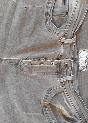 42 Beden Top Secret eskitme detaylı kot pantolon