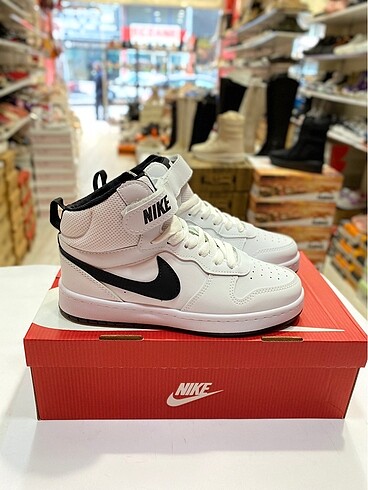 38 Beden Nike caurt mid