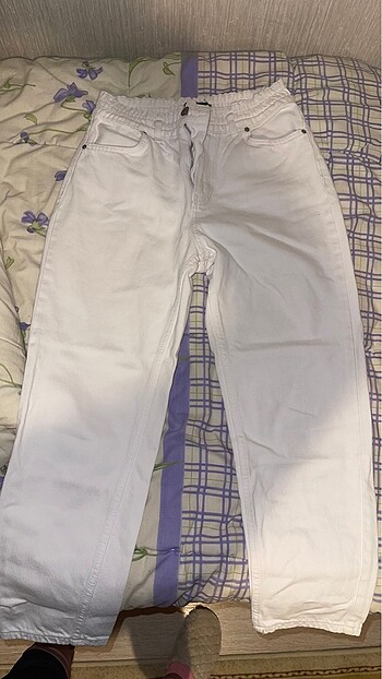 Trendyol & Milla Beyaz mom jeans