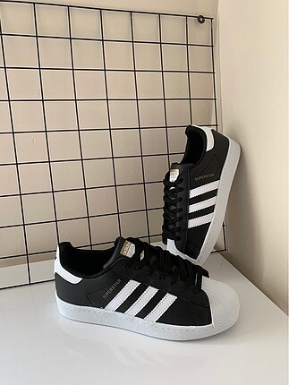 Adidas süperstar ayakkabı