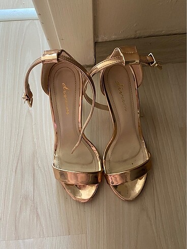 Diğer Rose Gold Topuklu Ayakkabı