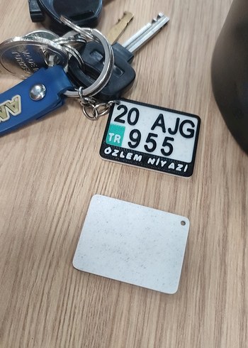 Renkli Kişiye Özel  Plaka Anahtarlık - Görsel 3