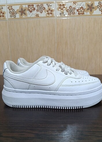 38 Beden Nike Court Vision Platform