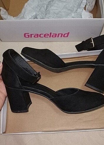 Graceland siyah topuklu ayakkabı 