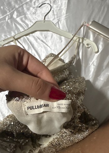 Pull and Bear Altın Parlak Midi Abiye Elbise