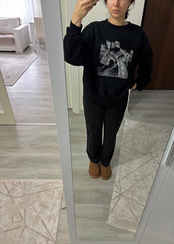 Siyah sweatshirt - Görsel 4