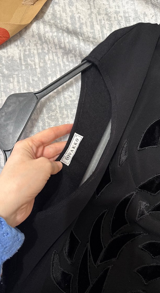 Orijinal Vakko Uzun Kollu Siyah Gotik Bluz - Görsel 3