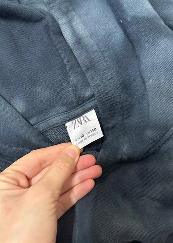 Orijinal zara çocuk Gri Batik Desenli Sweatshirt - Görsel 4