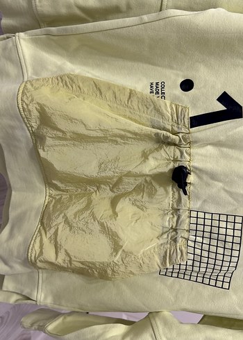 Orijinal Zara Sarı Kapüşonlu Kemerli çocuk sweatshirt - Görsel 4