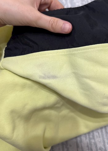 Orijinal Zara Sarı Kapüşonlu Kemerli çocuk sweatshirt - Görsel 5