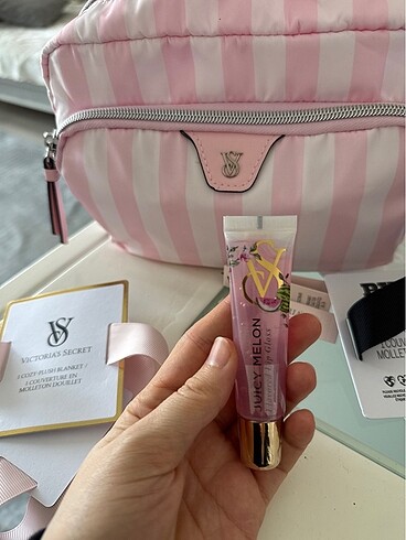 Victoria s Secret ORİJİNAL SIFIR VİCTORİA SECRET GLOSS