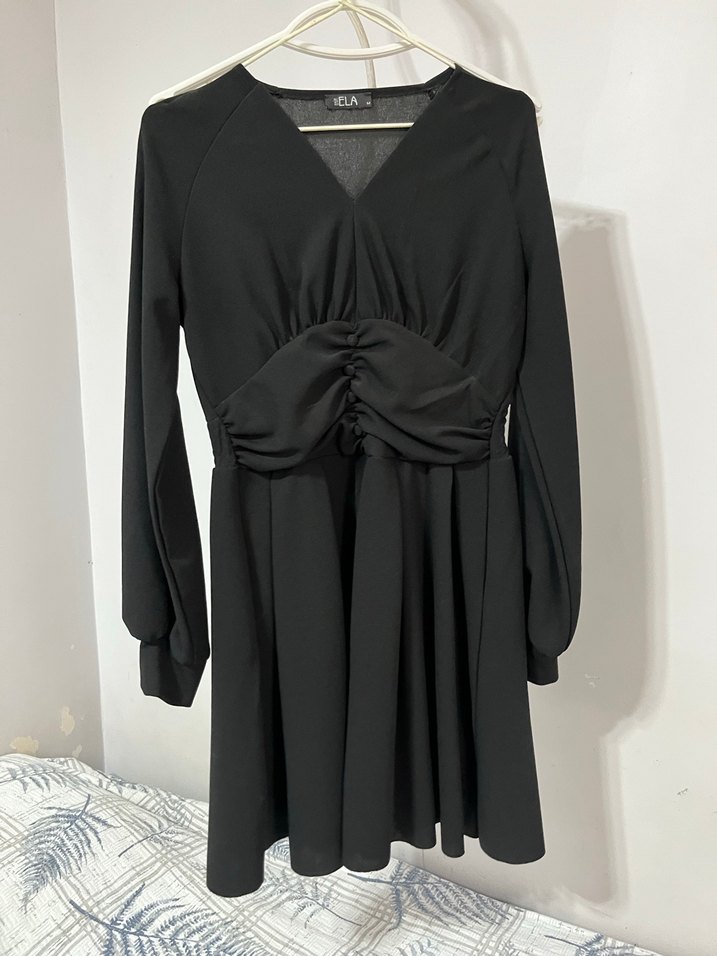 Uzun Kollu Siyah Midi V Yakalı Elbise - Görsel 2