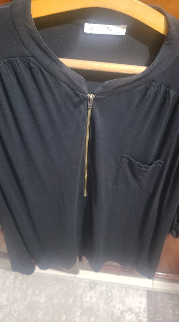 Siyah, V Yakalı, Fermuarlı Kadın Bluz - Görsel 5