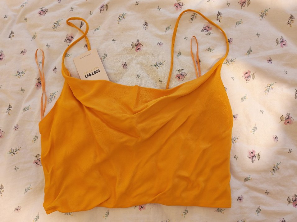 Sarı Parlak Straplez Midi Büstiyer - Görsel 2