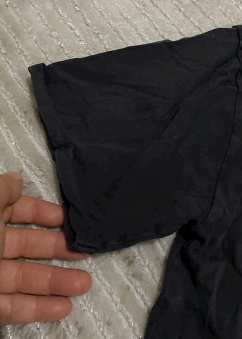 Siyah Baskılı Kız Tişörtü - Görsel 3