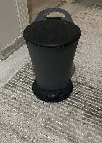 Siyah Kapaklı Çöp Kovası - Görsel 2