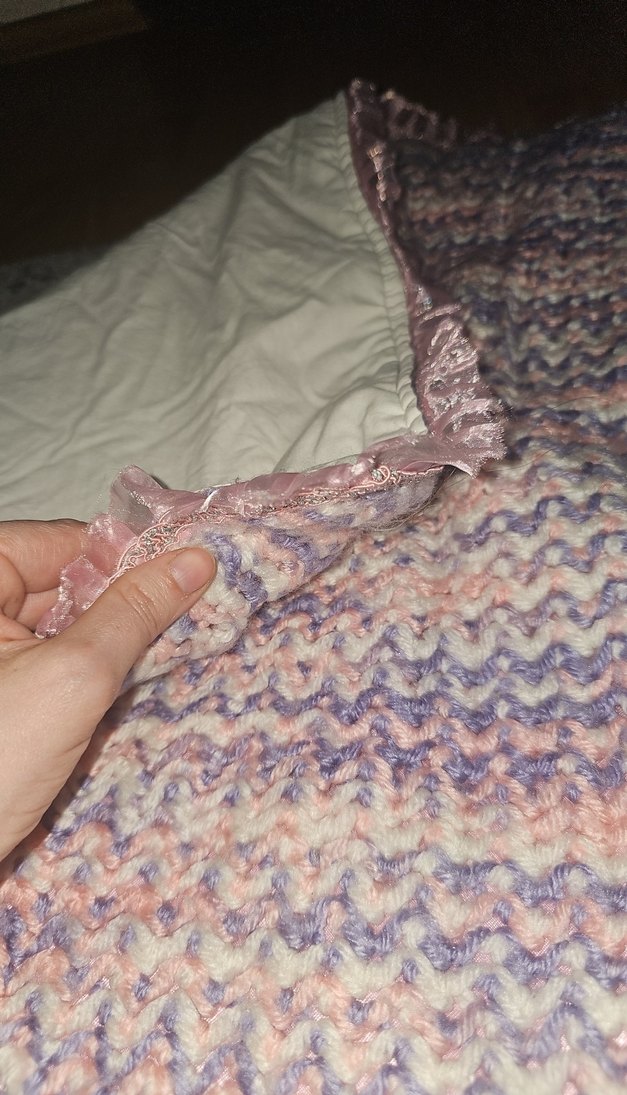 Pastel Renkli Örgü Çocuk Battaniyesi - Görsel 3