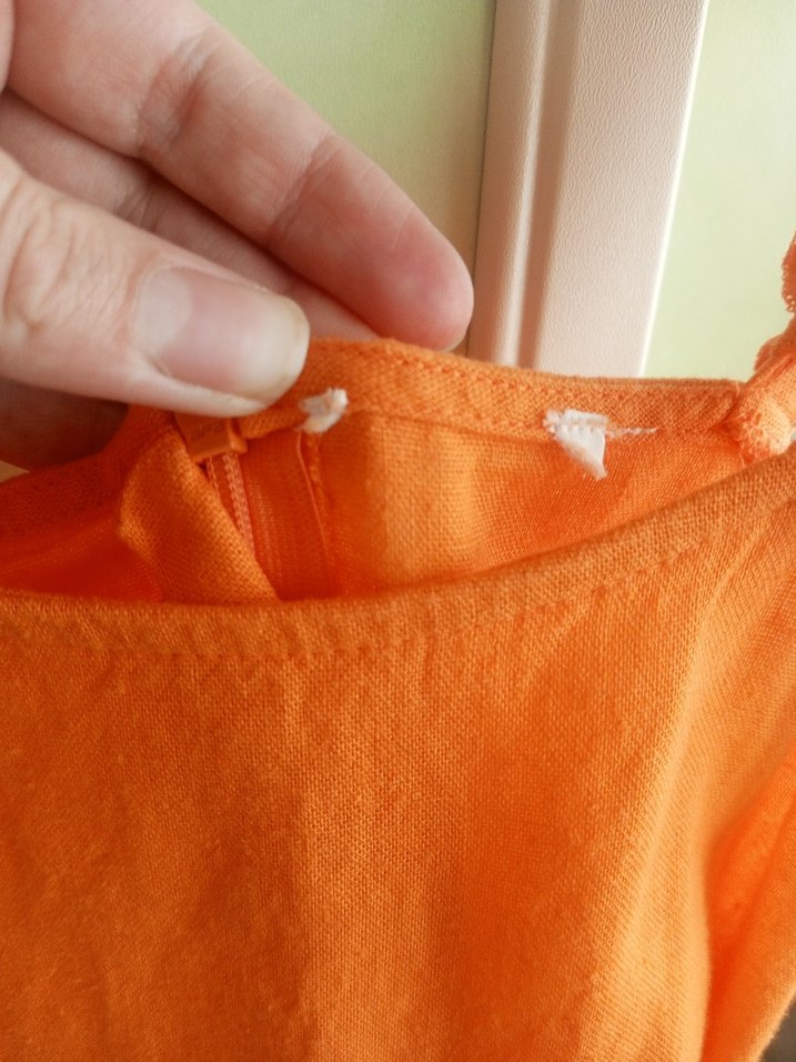 Kız Çocuk Turuncu Keten Volanlı Elbise - Görsel 3