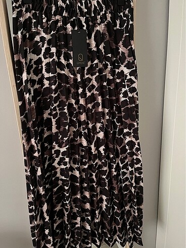 Leopar desenli etek