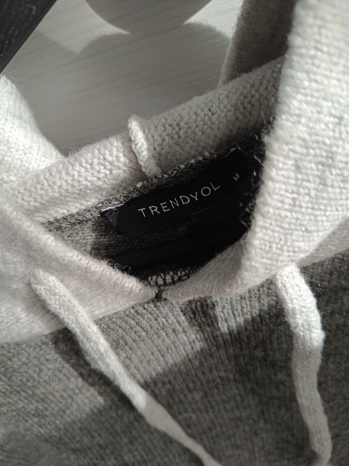 Gri Kapüşonlu Örgü Kadın Sweatshirt - Görsel 3