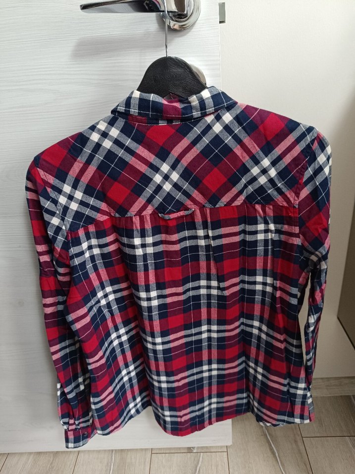 Düğmeli Uzun Kollu Kırmızı Ekose Gömlek - Görsel 3