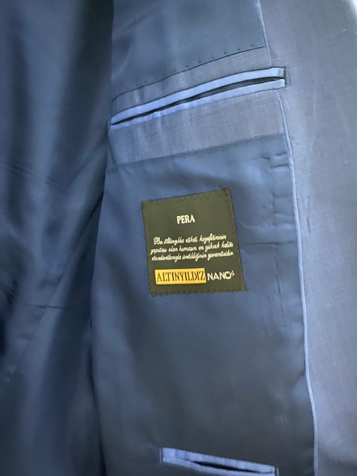 Erkek Koyu Mavi Düğmeli Takım Elbise - Görsel 2