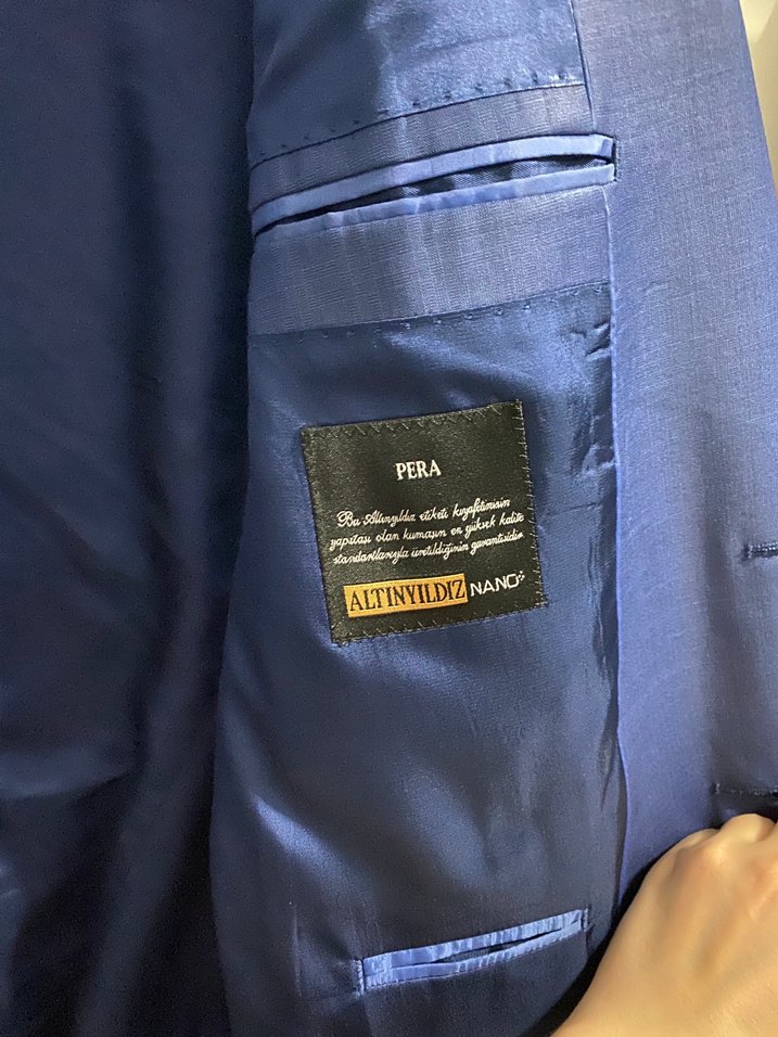 Erkek Koyu Mavi Düğmeli Takım Elbise - Görsel 3