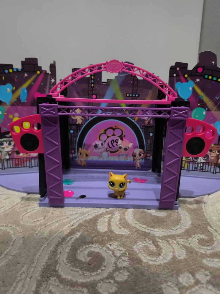 miniş Oyun Sahnesi Oyuncak - Görsel 2