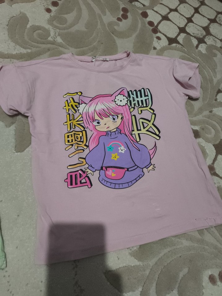 Pembe Baskılı Kız Tişörtü, Kısa Kollu, Düğmeli - Görsel 5