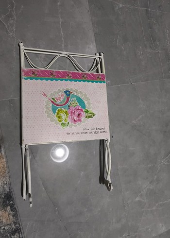 Pembe Desenli Metal dergilik - Görsel 6